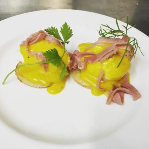 Uovo pochè alla benedict